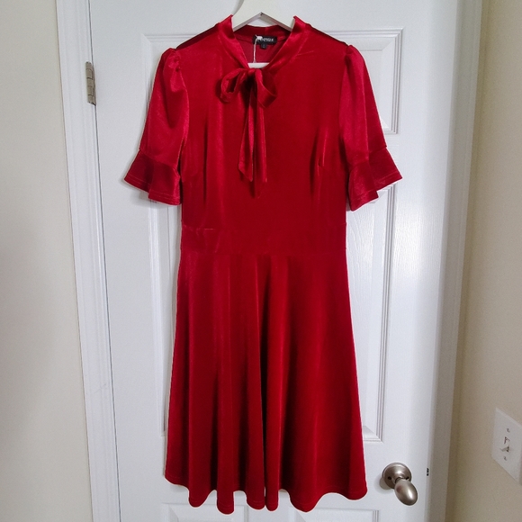 Ranphee Ruffle Sleeve Bow Tie Neck Velvet Dress - Picture 2 of 15